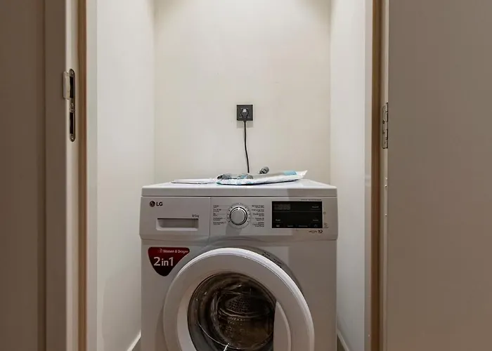 12a, Luxury & Unique, Cinema, Terrace, Stunning View, Location! 4* オーイステルウェイク