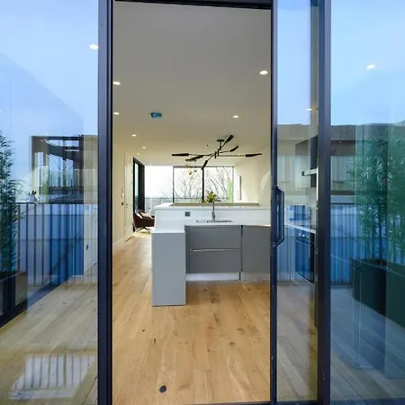 12a, Luxury & Unique, Cinema, Terrace, Stunning View, Location!