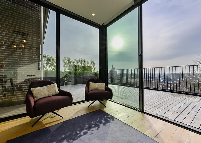 12a, Luxury & Unique, Cinema, Terrace, Stunning View, Location! 4*