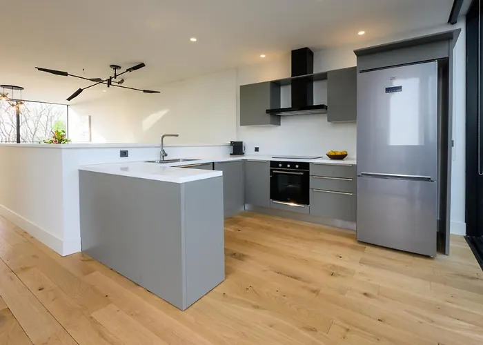 12a, Luxury & Unique, Cinema, Terrace, Stunning View, Location! Oisterwijk