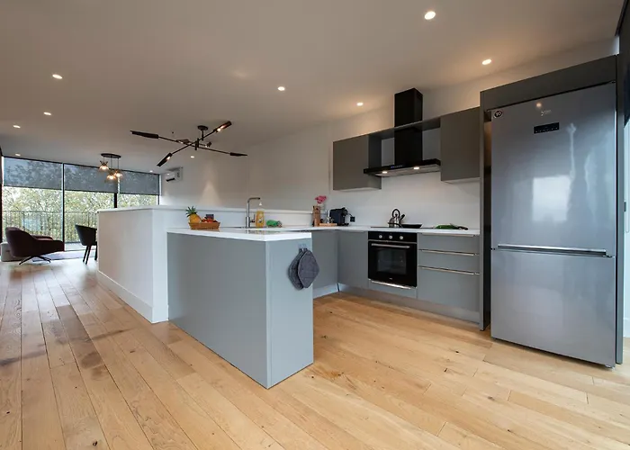 12a, Luxury & Unique, Cinema, Terrace, Stunning View, Location! Oisterwijk